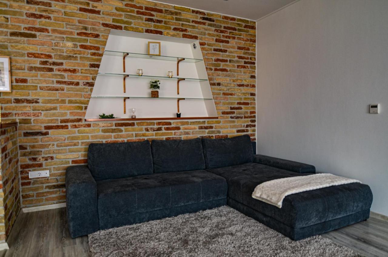 Kossuth Vendeghaz Apartment Tolna Ngoại thất bức ảnh