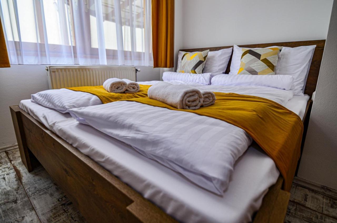 Kossuth Vendeghaz Apartment Tolna Ngoại thất bức ảnh